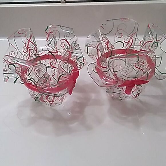Plastic Holiday Bowl  - Picture 1 of 3